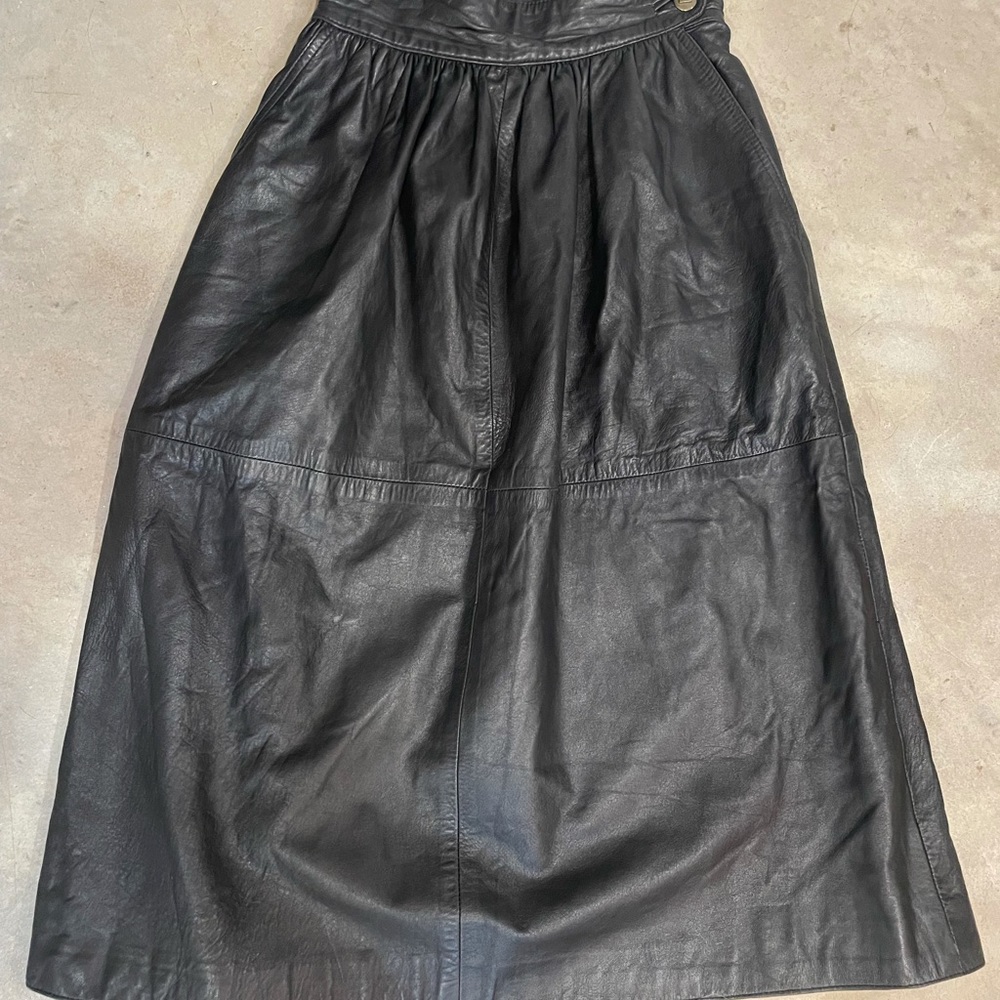 Vintage Fendi genuine leather skirt 4